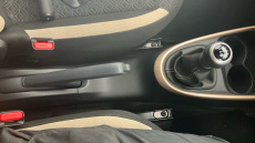 Toyota Aygo X 1.0 VVT-i Edge 5dr Petrol Hatchback